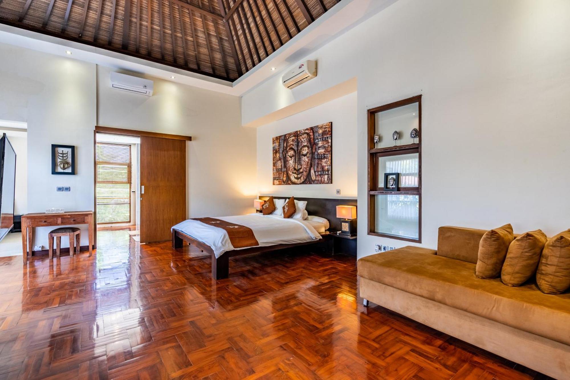 Anedda Merta Sari Villa Sanur Room photo